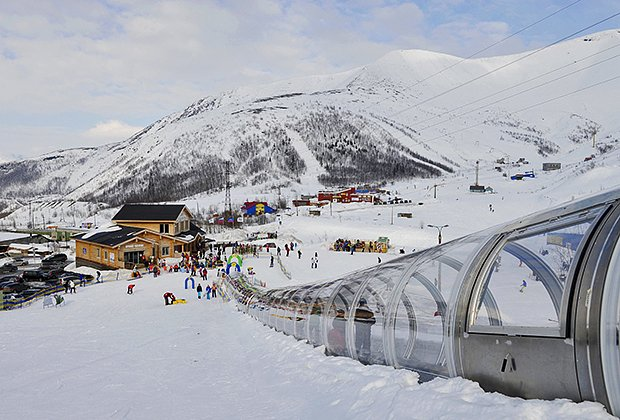 Горнолыжный курорт Хибины — 2025-2026: сколько стоит отдых в Кировске Мурманской области и чем там заняться