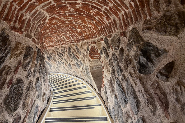 Постучись в его дверь. Как провести незабываемые выходные в турецком городе, который заменил россиянам Париж и Дубай