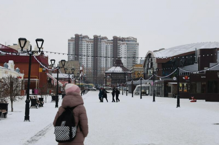 Барнаул сияет: на улице Льва Толстого завершается монтаж светового потолка