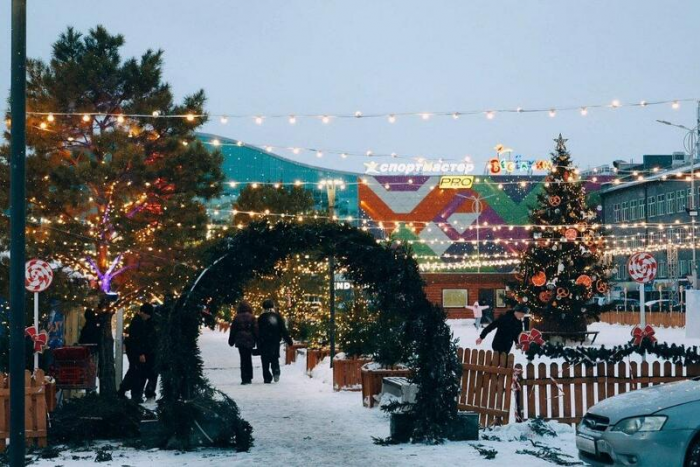 Сияй, Барнаул! Как украсили краевую столицу к Новому году