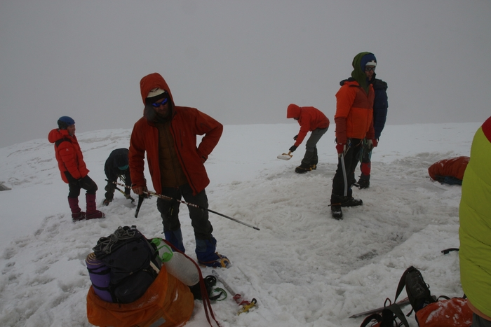 Шахдара-2025: последний поход по планете Памиракис. День 18. В этом цирке лишь два пути