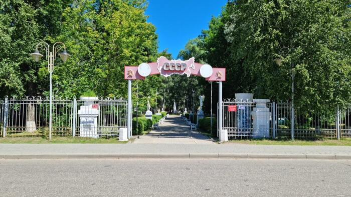 Тутаев: город двух берегов, лодочное такси и тайна церковных колоколов. День тридцать шестой