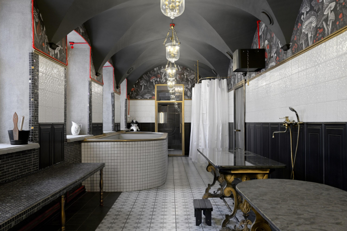 Бьюти-дайджест на апрель 2026: новинки брендов, банные ритуалы и другие способы порадовать себя весной