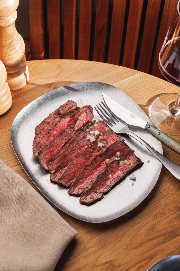 Ренессанс у моря: как знаковые рестораны Сочи переживают новую жизнь