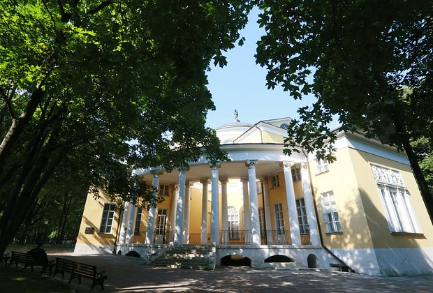 10 лучших усадеб Москвы: самые красивые парки города, которые стоит посетить