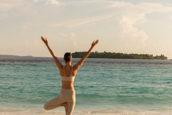 Август в ритме slow living: как The Standard, Maldives превращает велнес в стиль отдыха