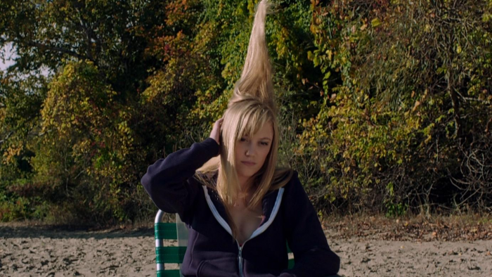 10 пробирающих до дрожи фильмов ужасов, действие в которых происходит днем