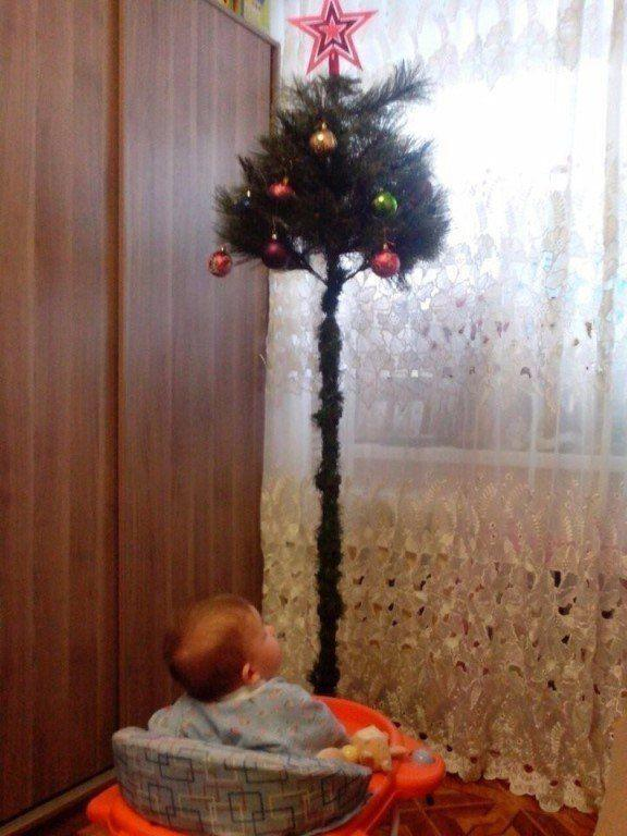 Как выглядели домашние новогодние елки в России 1990-х годов (ностальгическая и местами смешная фотоподборка)