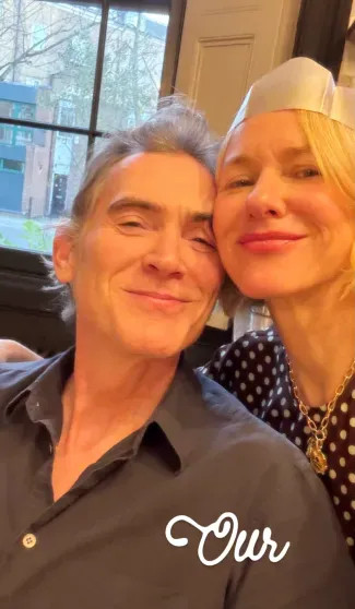 Париж, дети и нарядные ёлки: как Селена Гомес, Виктория Лопырёва, Иванка Трамп, Виктория Манасир и Софья Таюрская отметили католическое Рождество