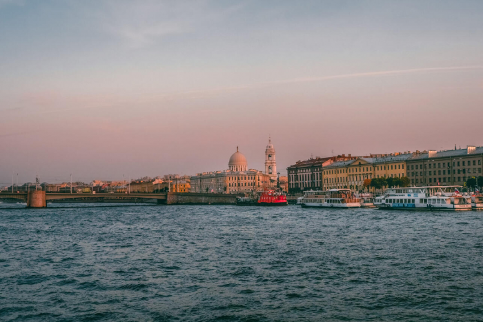 Куда поехать весной в России: 5 интересных направлений