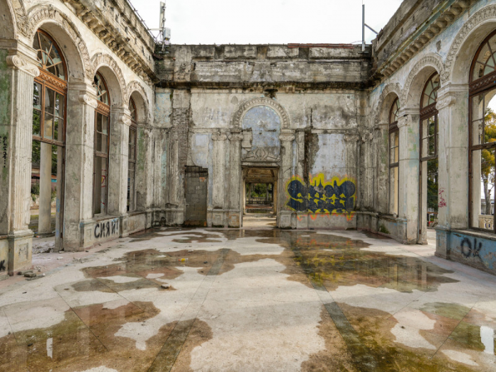 Заброшенная и ненужная Абхазия. Запущенное наследие СССР...