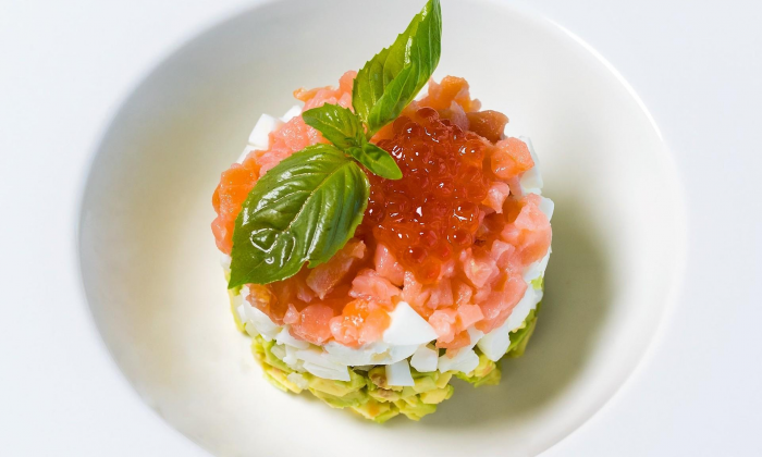 Роскачество назвало марки красной икры с горечью, кишечной палочкой и недовесом