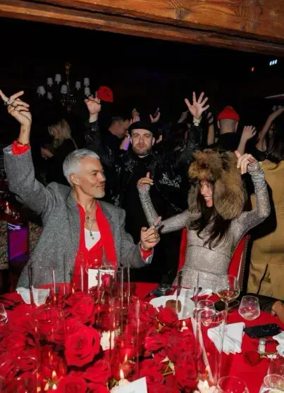 В Куршевеле сгорел отель с бутиком "Рандеву", где прошла скандальная вечеринка с российскими звёздами