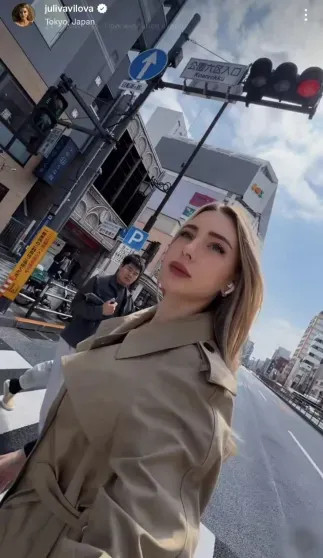 Курс на Восток: Ксения Собчак, Полина Киценко и Аврора Киба проводят время в Китае, а девушка Павла Дурова посетила Токио