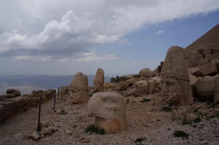 В Турции нашли уникальный храм фригийцев, спрятанный в горном массиве