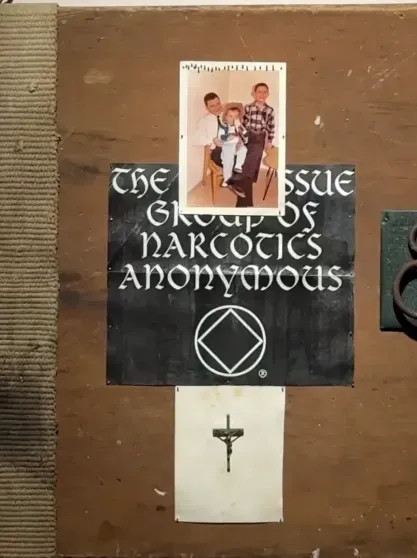 "Богатые дети в депрессии". Наталия Архангельская из "Антиглянца" обиделась на сооснователя галереи "Триумф" за то, что "всякую интернет-обслугу" зовут только на второй день презентации