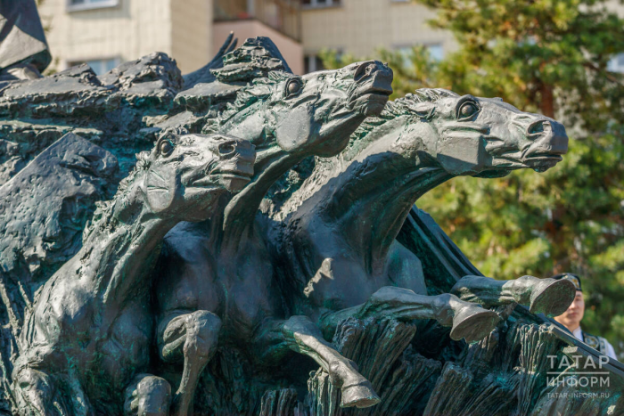 Лошади в городе: где в Татарстане искать символ года, чтобы попросить удачи