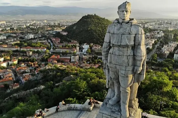 Что теперь говорят немцы о "Родине-матери" на Мамаевом кургане?