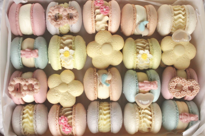 Весенний променад: Французская ярмарка у Остермана