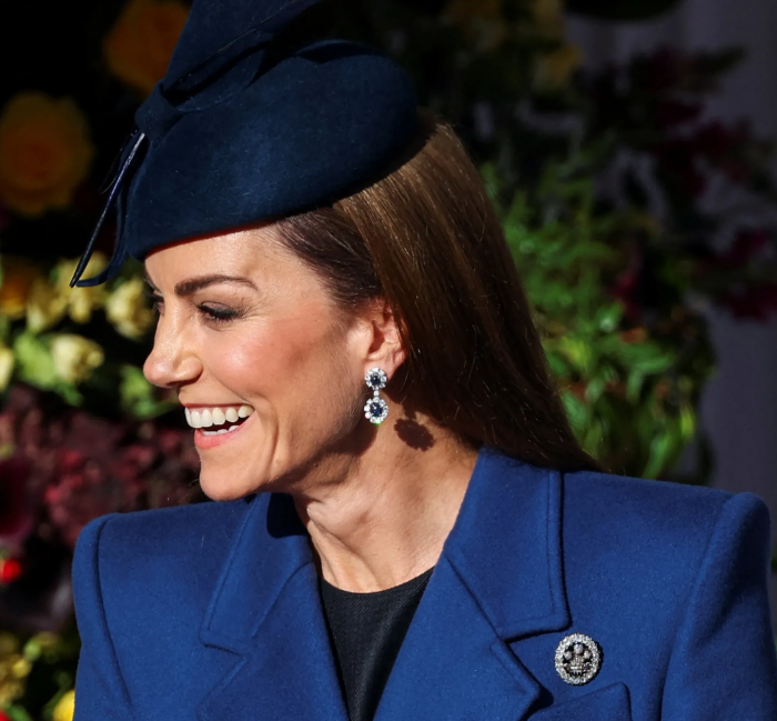 В сверкающем платье и тиаре с 2600 бриллиантов: Кейт Миддлтон и принц Уильям на банкете в Виндзоре