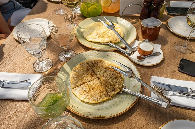 Не оливье единым. 15 главных новогодних блюд народов России