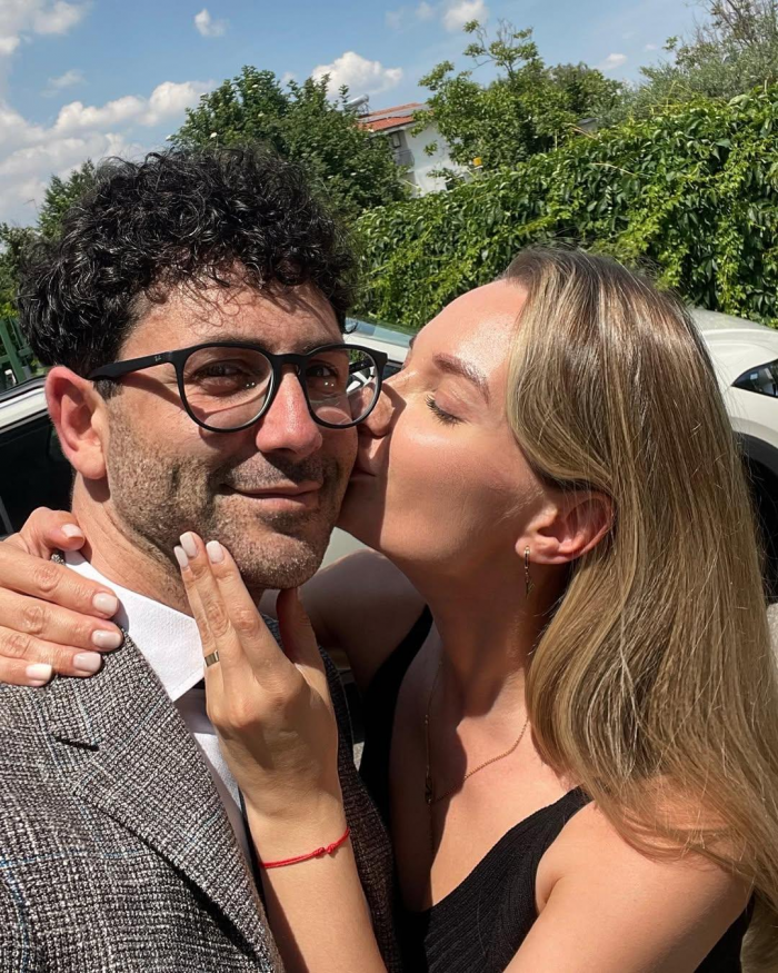 Блогер Юлия Бурцева скончалась во время пластики в московской клинике: в Италии у нее осталась 9-летняя дочь