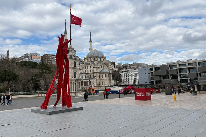 Постучись в его дверь. Как провести незабываемые выходные в турецком городе, который заменил россиянам Париж и Дубай