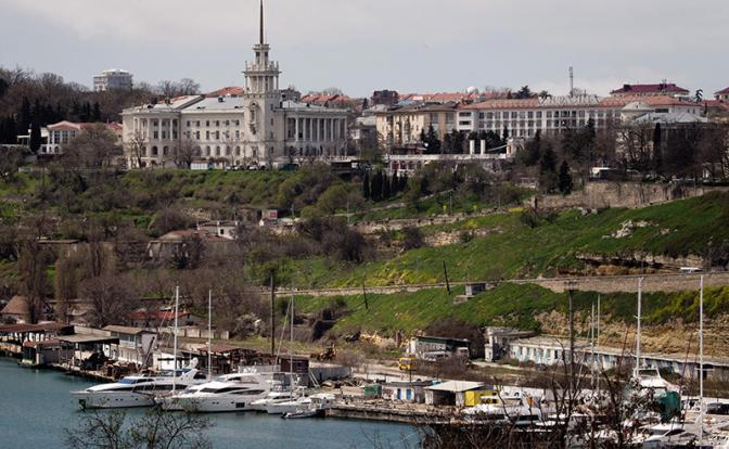 Черноморские порты превращают в яхт-клубы миллиардеров