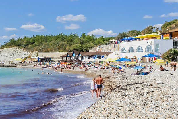 Куда поехать в отпуск в июне 2026 года: морские курорты в России и за границей, лучшие идеи и цены