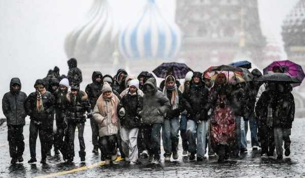 Метро, МГУ и Мосфильм: куда отправиться на экскурсию в Москве?