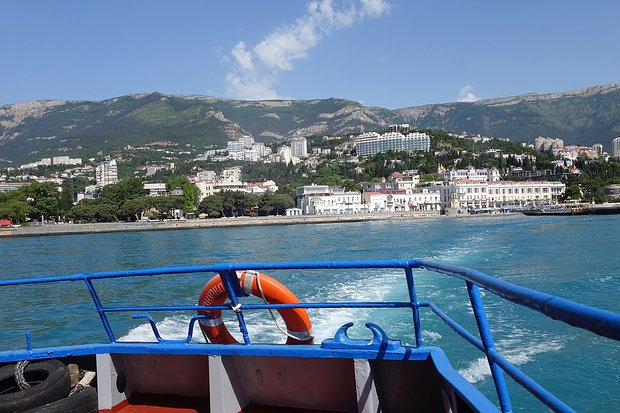 Куда поехать на майские праздники в 2026 году? Лучшие направления в России и за границей