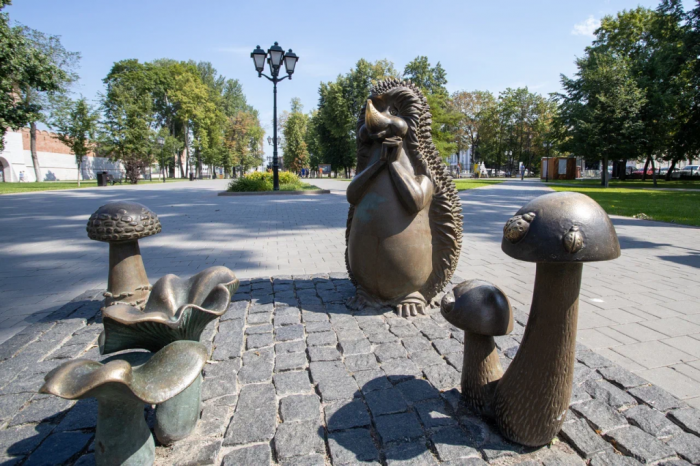 Скульптор Юрий Уваркин рассказал о городских памятниках и почему бронзу не стоит тереть на удачу