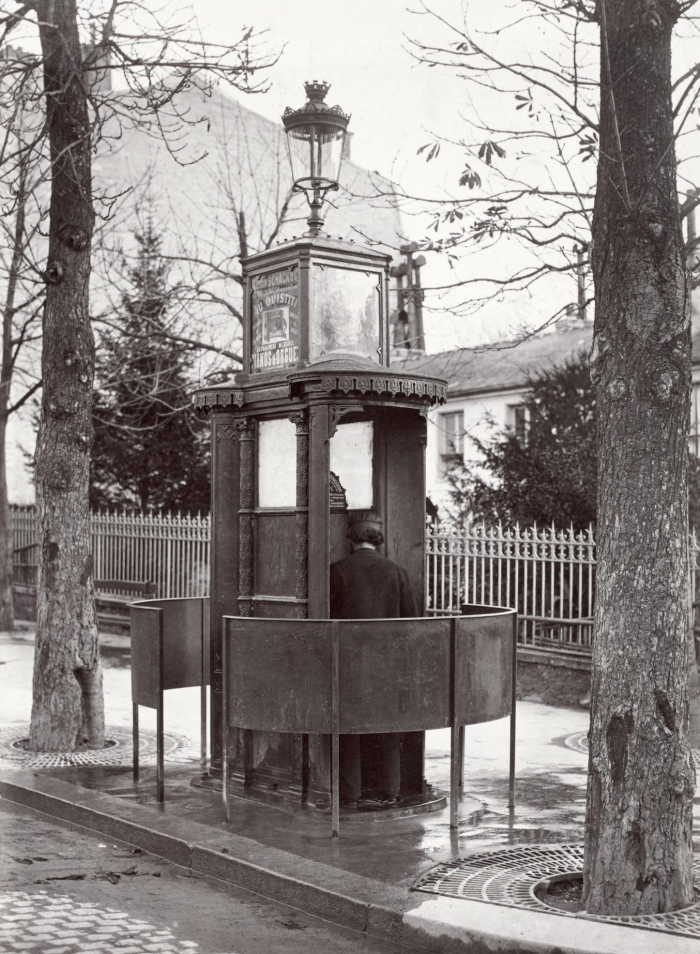 Как выглядели общественные туалеты во Франции в XIX веке