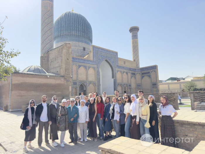 «Бала алып кайта алмаучылар Биби-ханым мәчетенә агыла»: Сәмәркандның могҗизалы урыннары