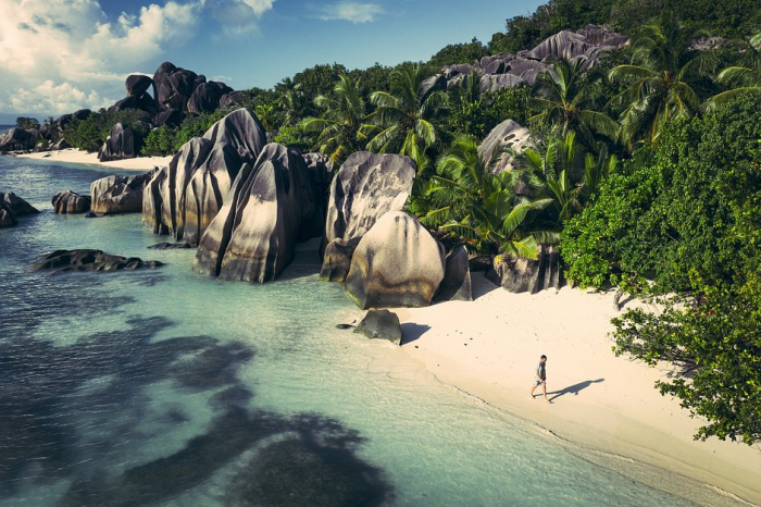 Куда поехать на море в октябре 2026 года? Лучшие направления для отдыха за границей