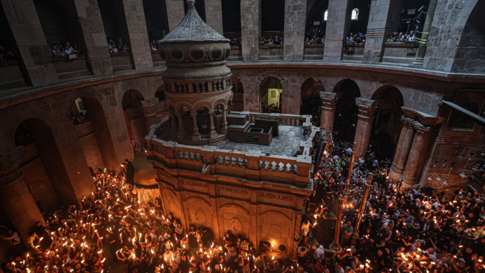 Обломки ракет упали возле Храма Гроба Господня в Иерусалиме