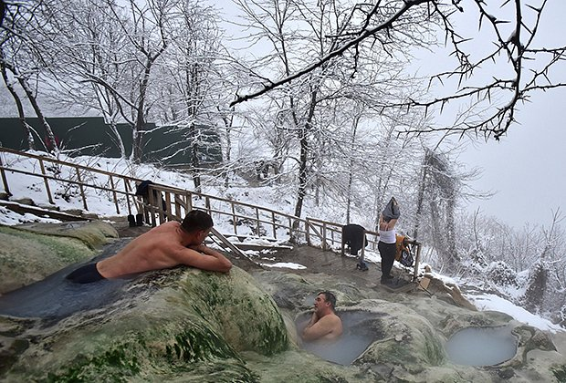 Куда поехать отдыхать в феврале 2026 года: идеи для путешествий по России, за границу и на море