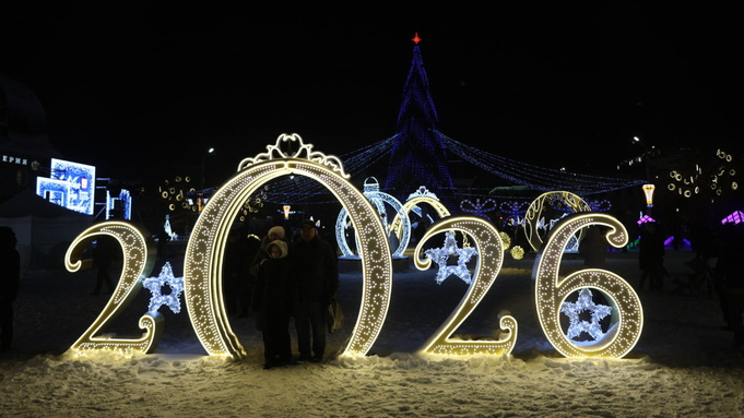 Сияй, Барнаул! Как украсили краевую столицу к Новому году