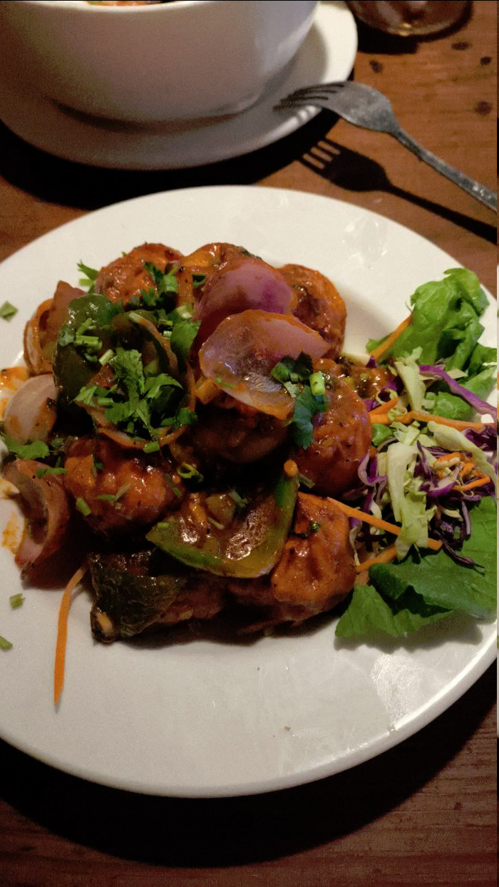 Но можем дать и по лицу, за родную Катманду!