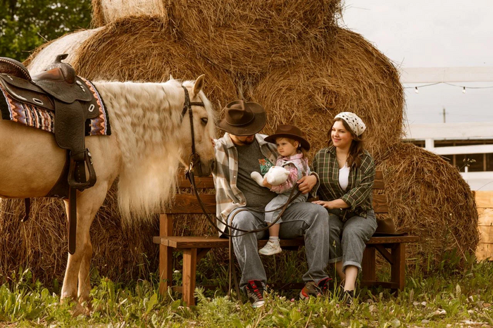 Альпаки, капуцины и лошади: отели России с собственными фермами