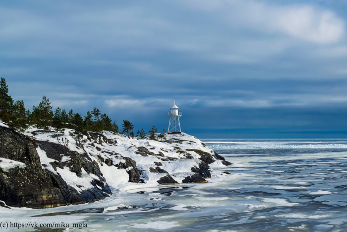 «Он излучал силу, надежность и уверенность» Россиянин 10 лет фотографирует маяки. Как их свет изменил его жизнь?