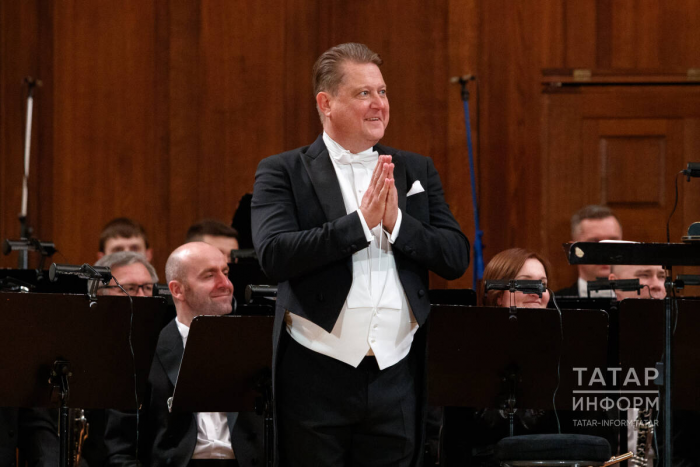 «Тавышың юк, дигәннәр иде»: Альбина Шаһиморатованың тулай торактан дөнья сәхнәсенә юлы