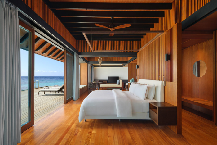 The Westin Maldives Miriandhoo Resort приглашает на сезон скатов-мант