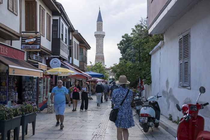 Куда поехать на море в сентябре 2026 года? Лучшие направления для пляжного отдыха в России и за границей