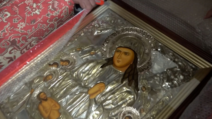 Иконы из разрушенных храмов вернулись в ЛНР: сибирские мастера дали святыням вторую жизнь