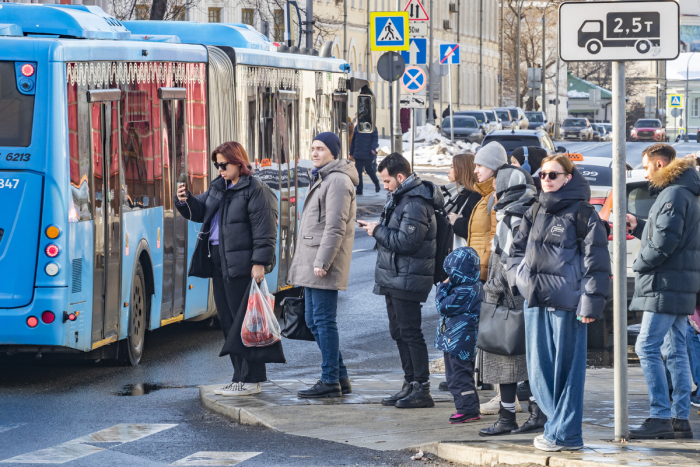 Не хочешь платить наличными – получи: в Подмосковье в автобусах бьют за безнал