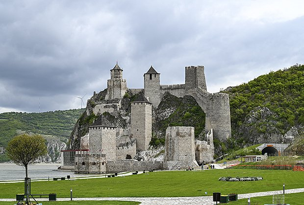 Куда поехать в апреле 2026 года? Отдых за границей и в России, на море и не только