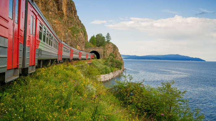 7 самых живописных железнодорожных маршрутов России (ФОТО)