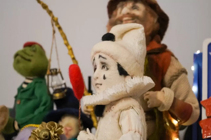 Весенний променад: Французская ярмарка у Остермана