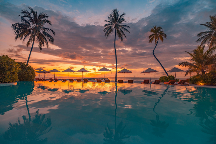 Когда вокруг тихо: зачем люди уезжают отдыхать на Мальдивы